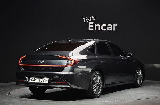 Hyundai Sonata 2.0 Smart — пробег 108 886 км — фото 2 из 5