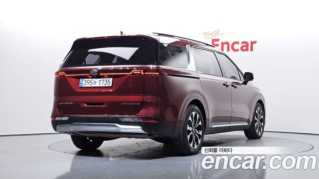 Kia Carnival 7-Seater Signature — пробег 98 045 км — фото 2 из 5