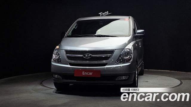 Hyundai Starex 11-Seater Wagon HVX VIP PACK — пробег 78 202 км — фото 3 из 5