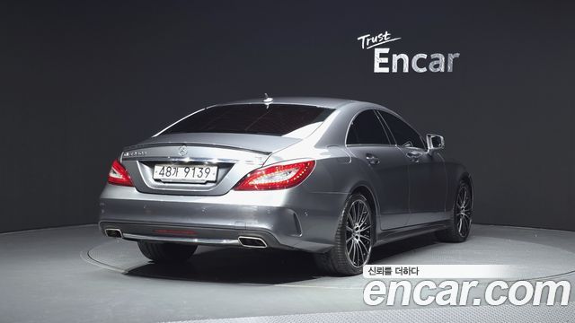 Mercedes-Benz CLS-Class CLS250 d 4MATIC AMG Line — пробег 37 446 км — фото 2 из 5