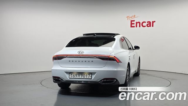 Hyundai Grandeur из Кореи Encar