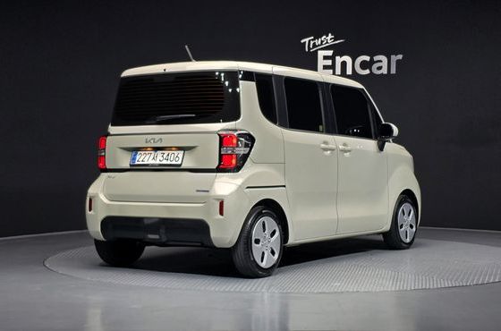 Kia RAY Van 2-Seater Prestige Special — пробег 15 998 км — фото 2 из 5