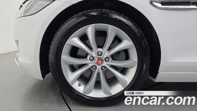 Jaguar XF из Кореи Encar