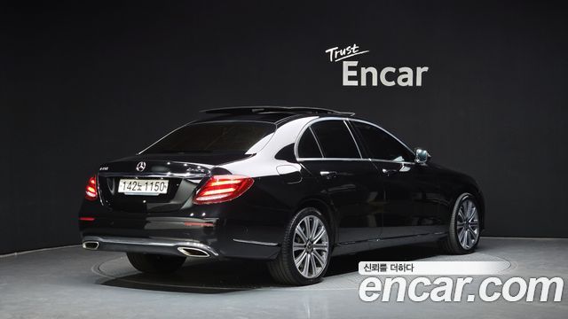Mercedes-Benz E-Class из Кореи Encar