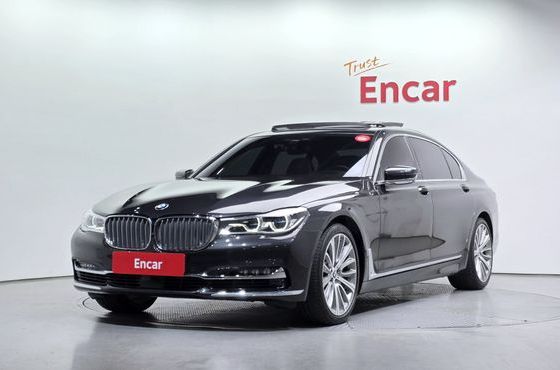 BMW 7-Series 750Li xDrive Premium — пробег 54 426 км — фото 1 из 5