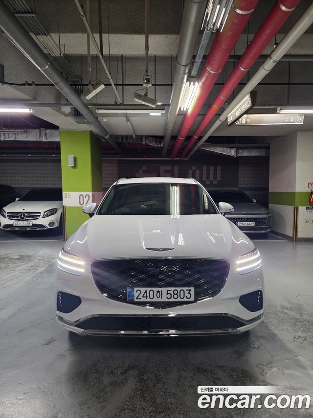 Genesis GV70 2.5T Gasoline 2WD — пробег 300 км — фото 1 из 5