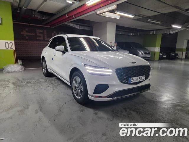 Genesis GV70 2.5T Gasoline 2WD — пробег 300 км — фото 3 из 5