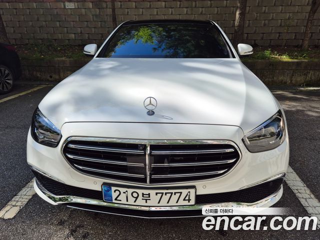 Mercedes-Benz E-Class E450 4MATIC Exclusive — пробег 25 000 км — фото 1 из 5