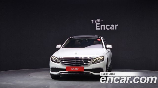 Mercedes-Benz E-Class из Кореи Encar