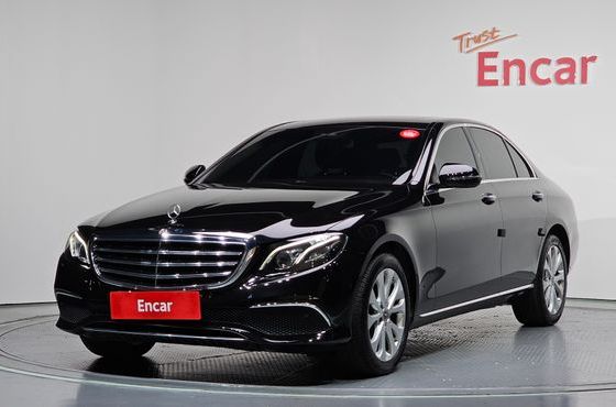 Mercedes-Benz E-Class E220d 4MATIC Exclusive — пробег 89 480 км — фото 1 из 5