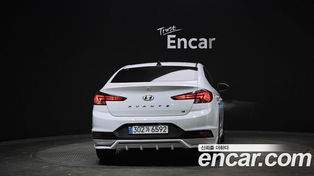 Hyundai AVANTE из Кореи Encar