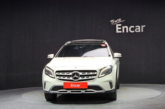 Mercedes-Benz GLA-Class GLA220 Premium — пробег 108 573 км — фото 3 из 5