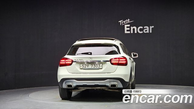 Mercedes-Benz GLA-Class из Кореи Encar