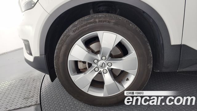 Volvo XC40 из Кореи Encar