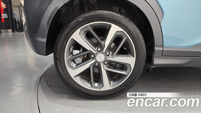 Hyundai Kona из Кореи Encar