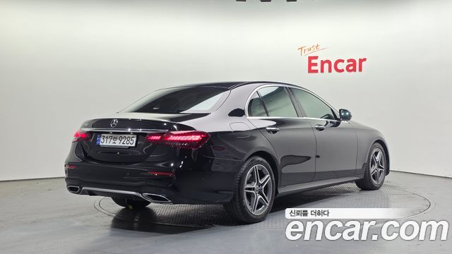 Mercedes-Benz E-Class из Кореи Encar