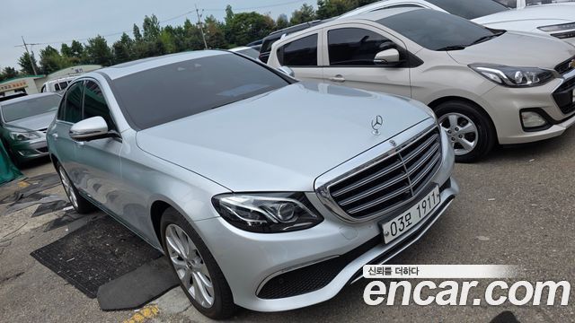 Mercedes-Benz E-Class из Кореи Encar