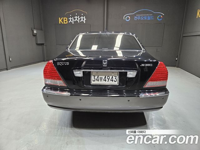 Hyundai Equus JS380 Deluxe Luxury — пробег 149 347 км — фото 4 из 5
