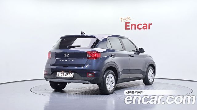 Hyundai Venue из Кореи Encar