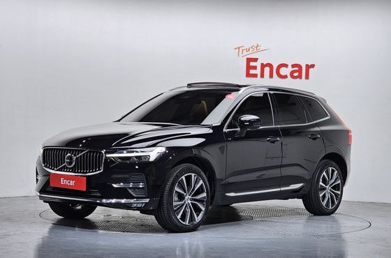 Volvo XC60 B6 Inscirtion — пробег 69 821 км — фото 1 из 5