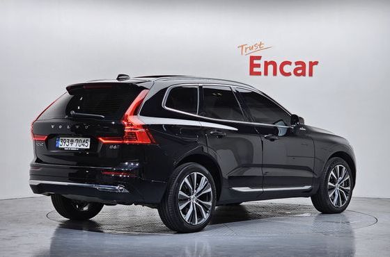 Volvo XC60 B6 Inscirtion — пробег 69 821 км — фото 2 из 5