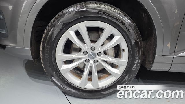 Audi Q7 из Кореи Encar
