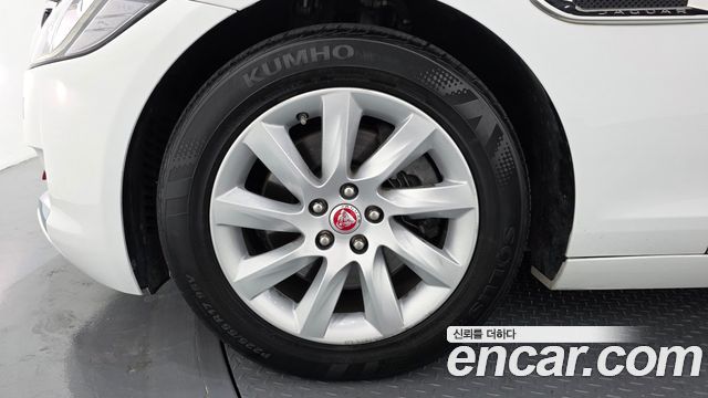 Jaguar XF из Кореи Encar