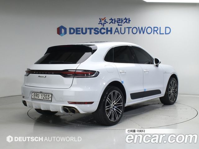 Porsche Macan 3.0 S Diesel 95B — пробег 108 882 км — фото 2 из 5