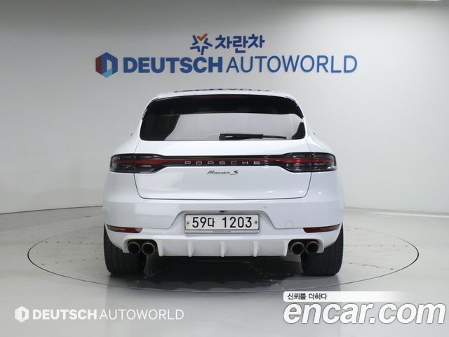 Porsche Macan 3.0 S Diesel 95B — пробег 108 882 км — фото 4 из 5