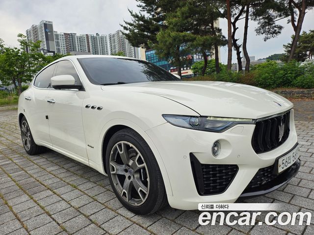 Maserati Levante 3.0 AWD GranSport — пробег 158 070 км — фото 3 из 5