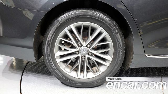 Hyundai Grandeur из Кореи Encar