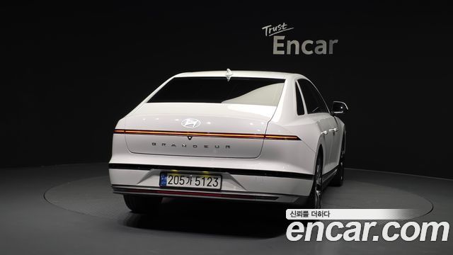 Hyundai Grandeur из Кореи Encar
