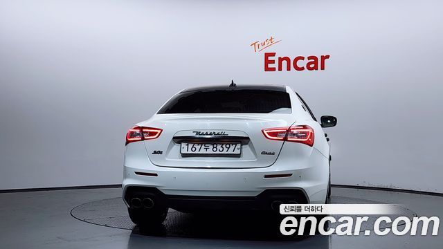 Maserati Ghibli из Кореи Encar