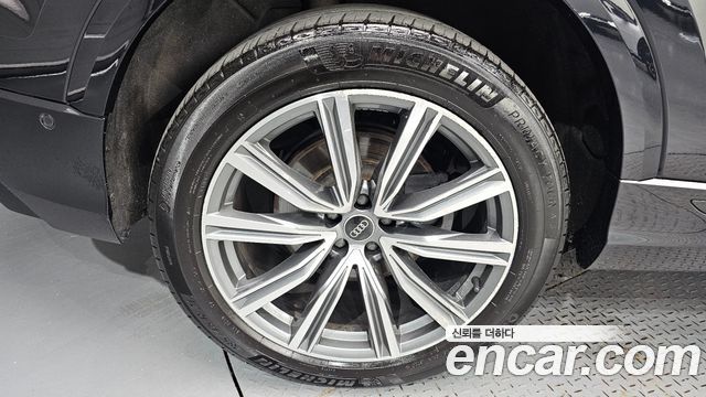 Audi Q8 из Кореи Encar