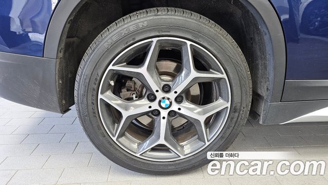 BMW X1 xDrive 20d xLine — пробег 64 185 км — фото 5 из 5