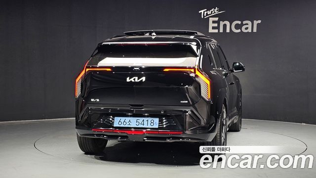 Kia EV3 из Кореи Encar
