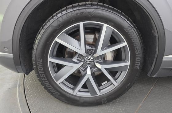 Volkswagen Touareg 3.0 TDI Prestige — пробег 51 716 км — фото 5 из 5