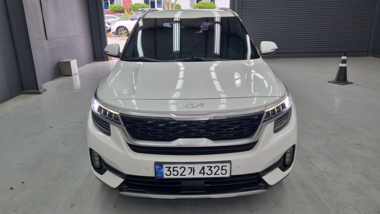 Kia Seltos из Кореи Encar