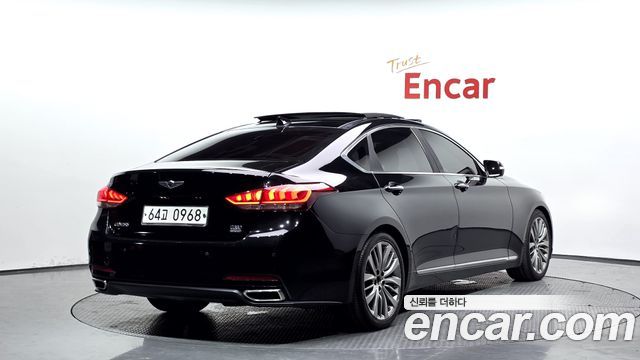 Hyundai Genesis из Кореи Encar
