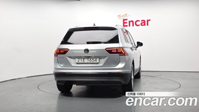 Volkswagen Tiguan из Кореи Encar