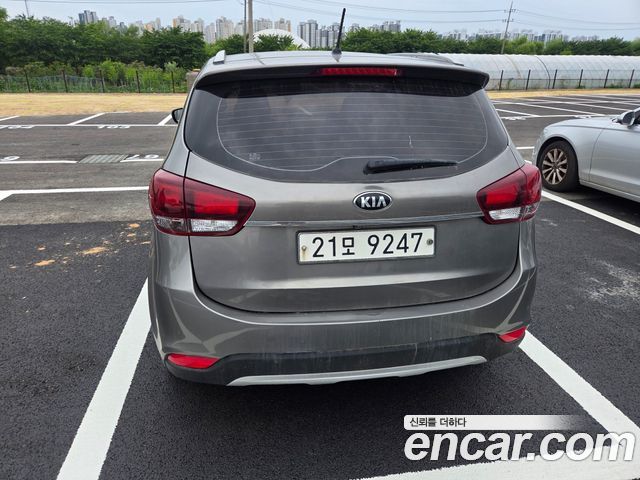 Kia Carens из Кореи Encar