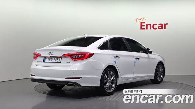 Hyundai Sonata 2.0 Premium — пробег 121 716 км — фото 2 из 5