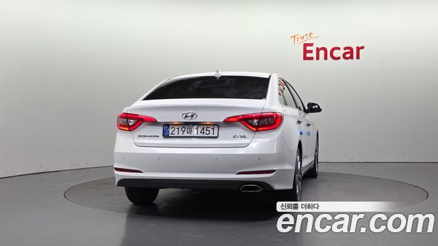 Hyundai Sonata 2.0 Premium — пробег 121 716 км — фото 4 из 5