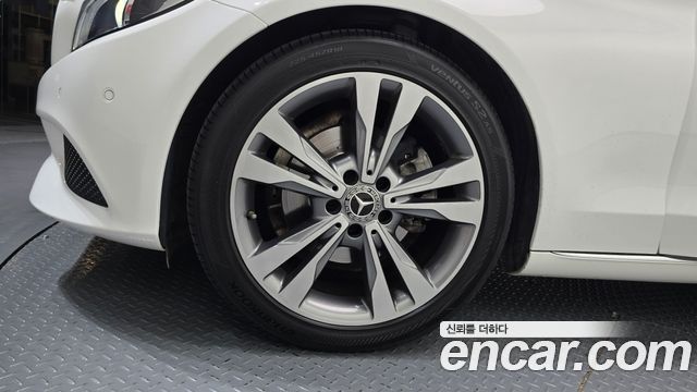 Mercedes-Benz C-Class из Кореи Encar