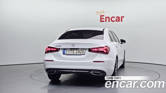 Mercedes-Benz A-Class из Кореи Encar
