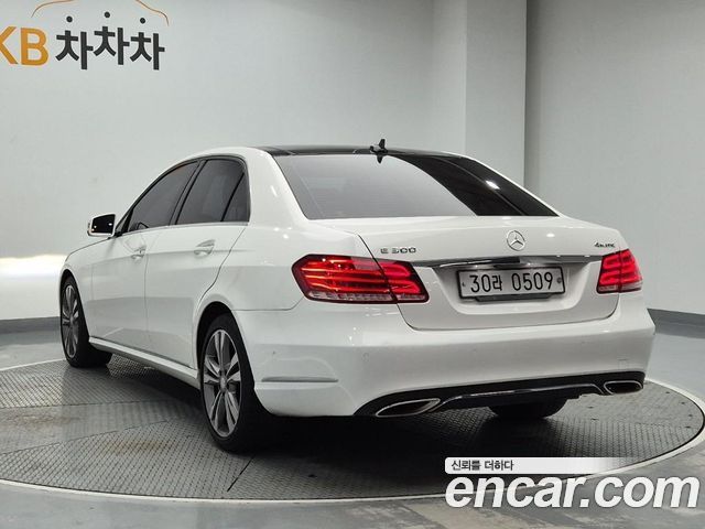 Mercedes-Benz E-Class из Кореи Encar