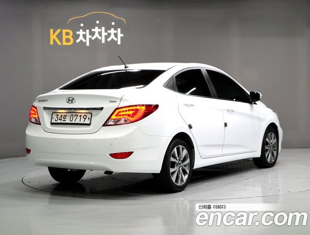 Hyundai Accent из Кореи Encar