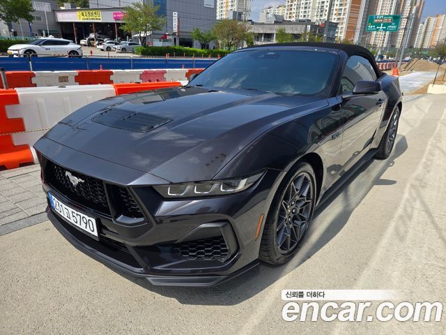 Ford Mustang 5.0 GT Premium Convertible — пробег 33 500 км — фото 1 из 5