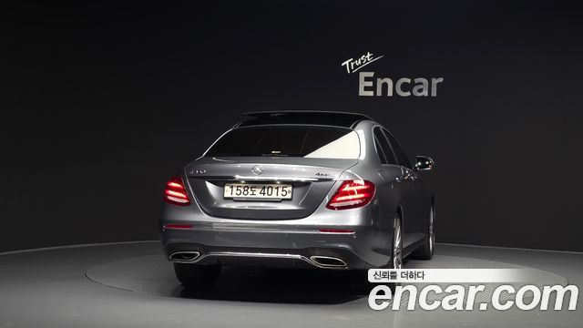 Mercedes-Benz E-Class из Кореи Encar