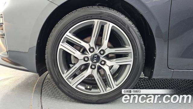 Kia K3 из Кореи Encar